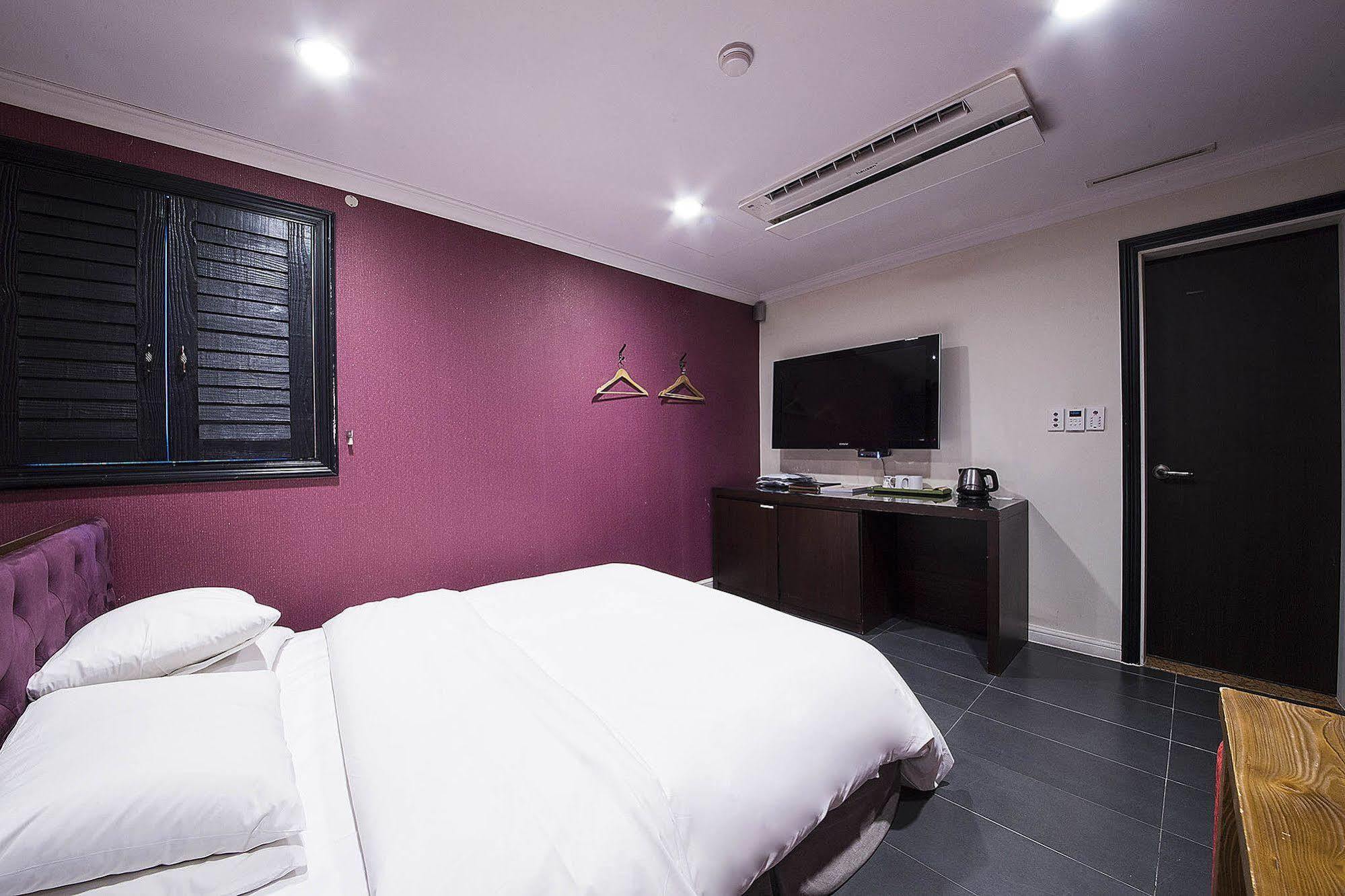 Mate Hotel Seoul Gimpo Exterior foto
