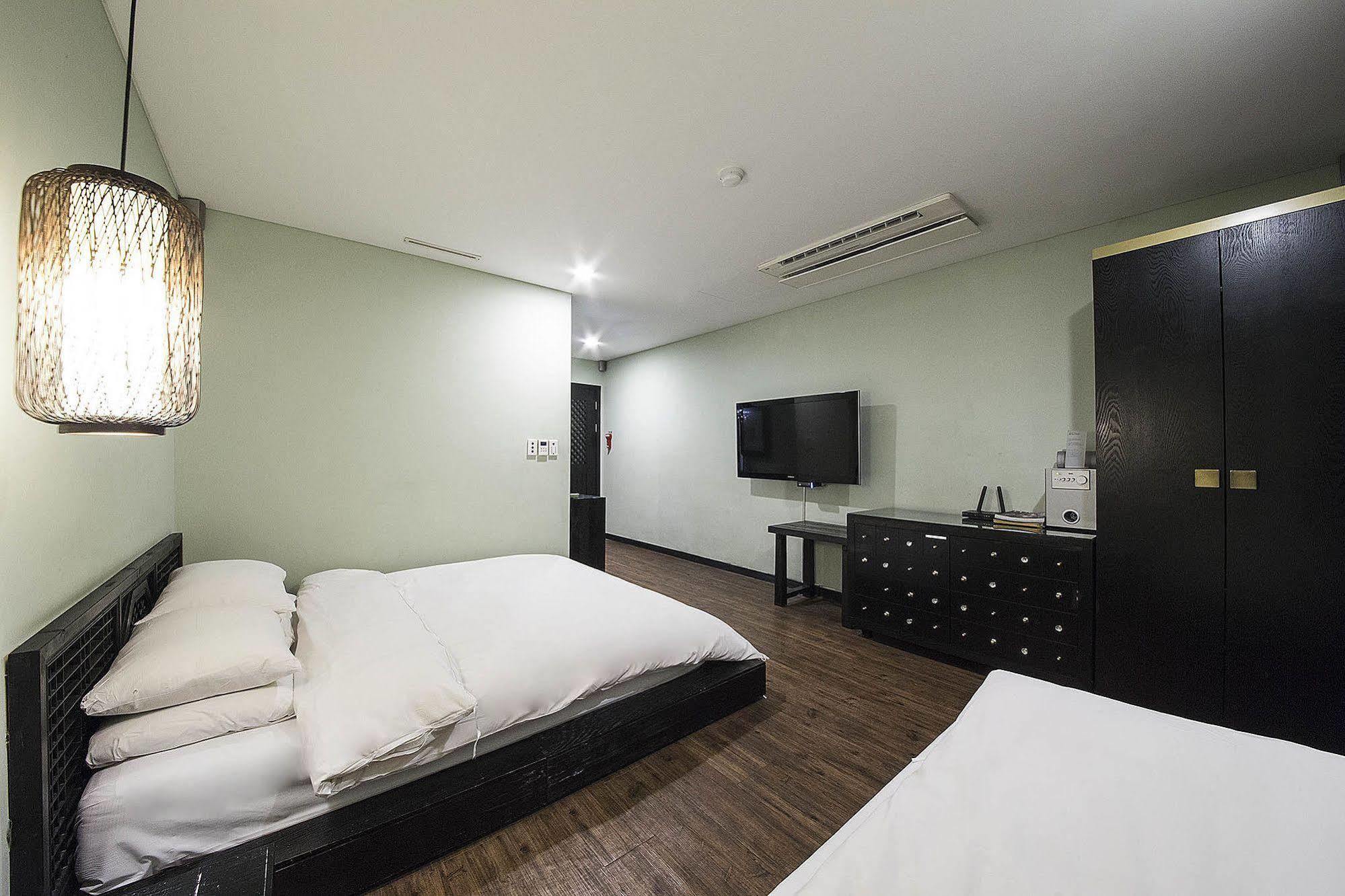 Mate Hotel Seoul Gimpo Exterior foto